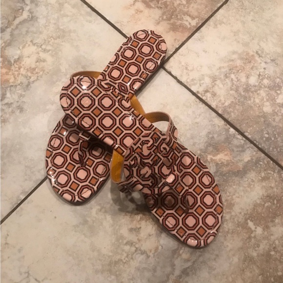 Tory Burch sandals - Picture 2 of 6